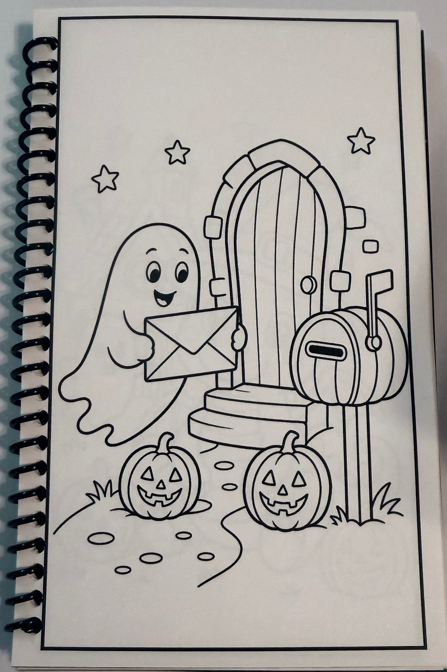 A Sprinkle of Spooky | Pocket-Size 4×6 Mini Coloring Book